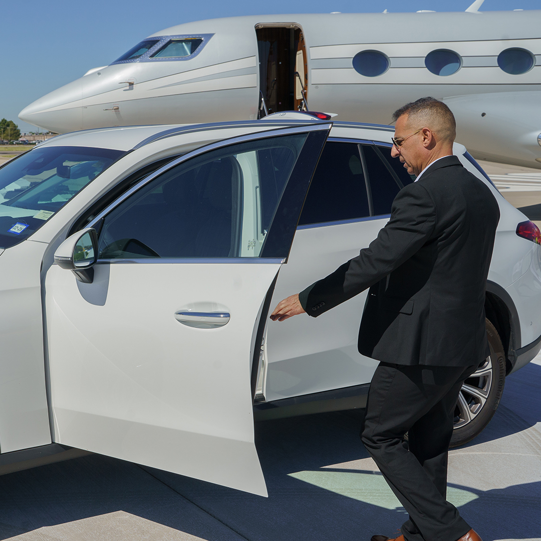 2024_NOV_CustomsRamp_Carousel_Square4